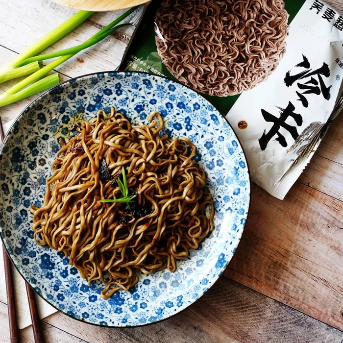 Buckwheat Scallion Oil Noodles 2.82 oz