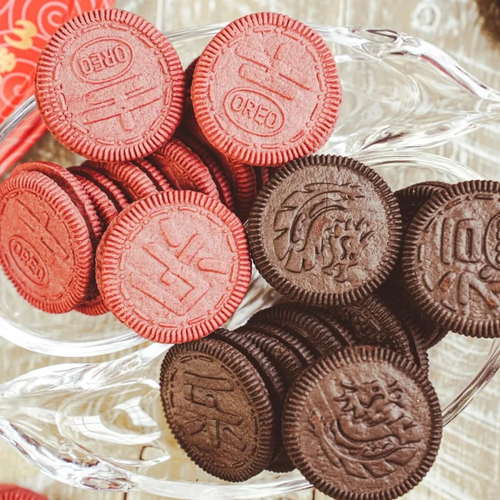 Classic Sandwich Biscuit Gift Tin 13.69 oz