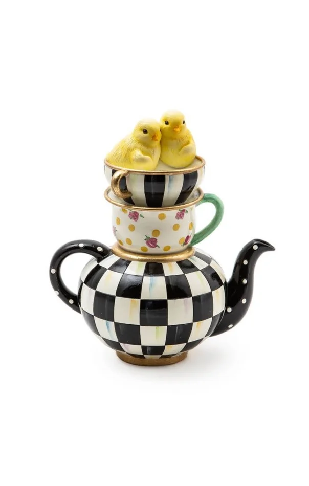 Courtly Chickatee Teapot