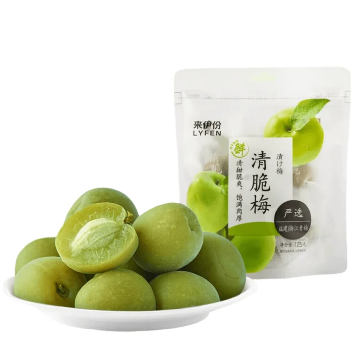 Crunchy Preserved Green Plums (125g) Sweet Dried Fruit Snack Healthy & Natural Treat