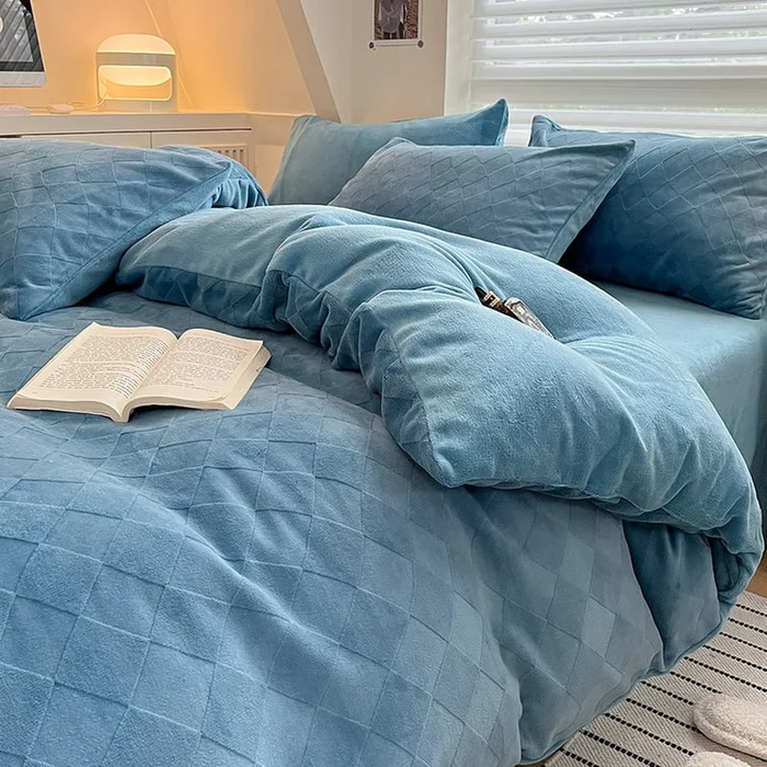 Embossed Milk Velvet Bedding Set 3pcs Set Blue Twin Size