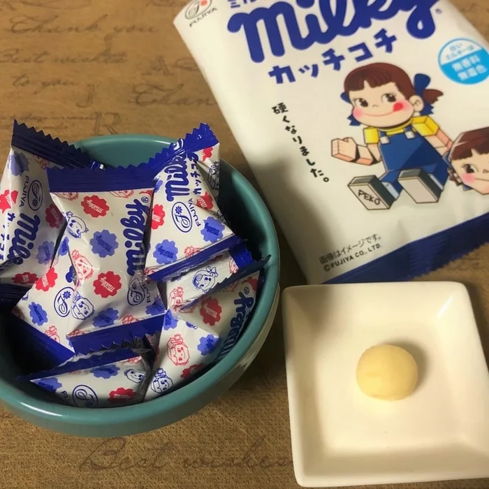 FUJIYA Super Rich Milk Candy 72g Packaging is random