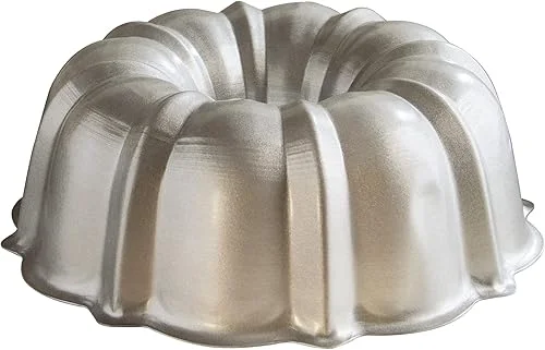 Nordic Ware Treat Bundt Pan, 12-Cup