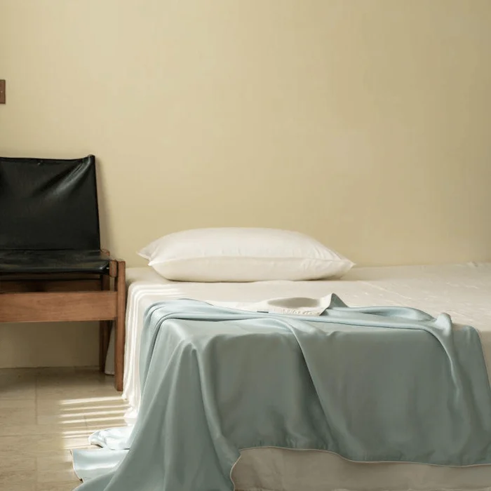 Tencel Summer Hush Blanket Sky Veil 120*140cm