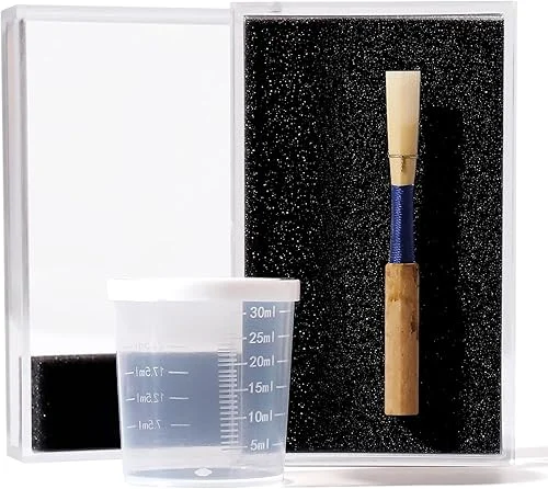 XYW Oboe Reed with Portable Case & Soaker Cup, Medium Soft – Ideal for Beginners, Handmade by Professional Oboist